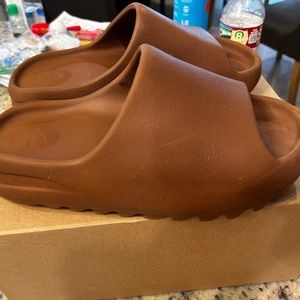 Yeezy Slides